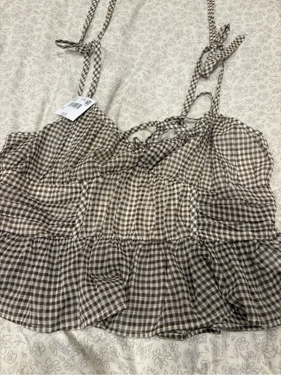 American Eagle Outfitters Tops - American Eagle Outfitters Brown and White Gingham Tie-Shoulder Crop Top
